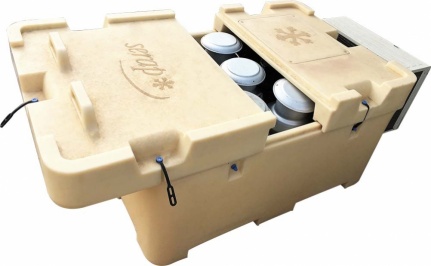 Refroidisseur de bidons de lait &agrave; eau glac&eacute;e