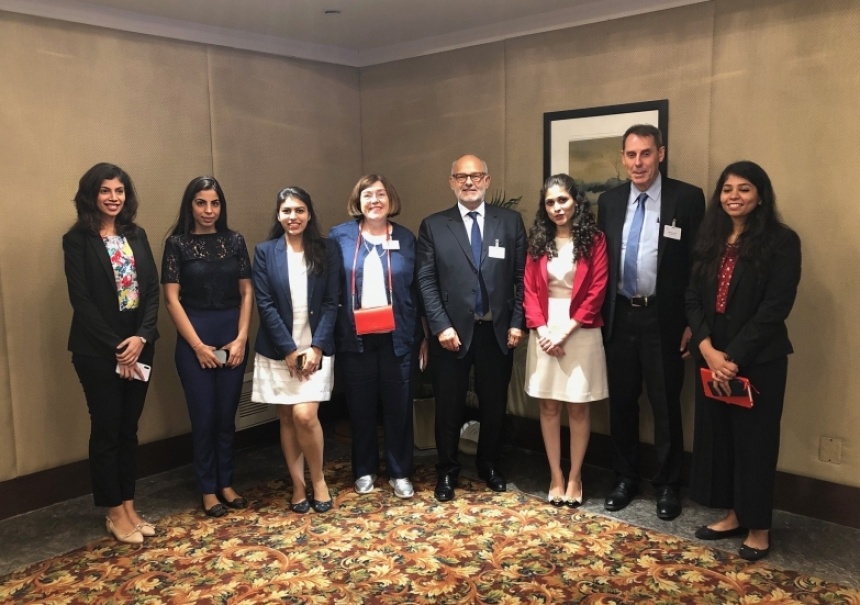 Les repr&eacute;sentants de Lactalis (M. Nalet) et de SERAP (M. Boittin), Mme Janezic, consultante fran&ccedil;aise pour l�implantation d�entreprises en Inde, avec l�&eacute;quipe de Invest India, l�&eacute;quivalent indien de Business France.